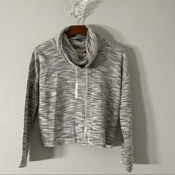 Gray Cowl Neck Cropped Sweatshirt Size S - Picture 4 of 8